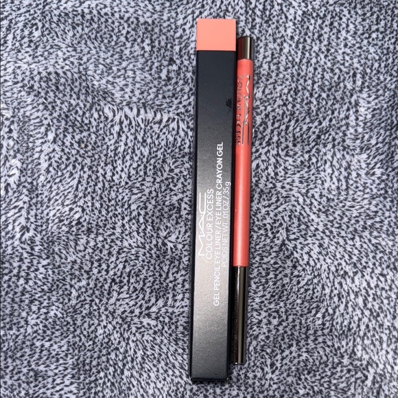 MAC Cosmetics Tat last colour express gel eyeliner - Picture 1 of 4